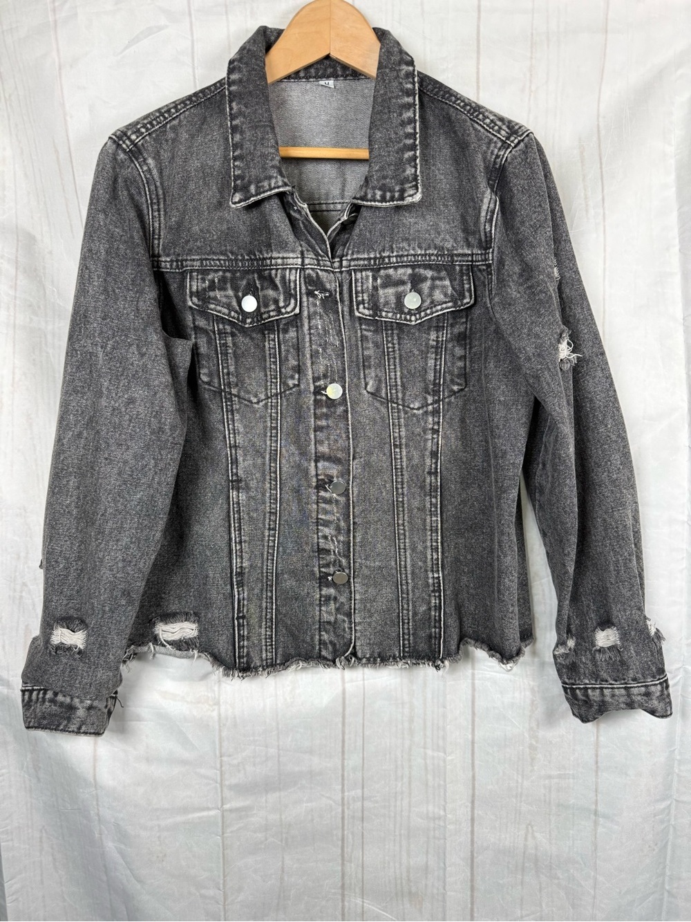 Women’s Denim jacket washed Distressed Size M